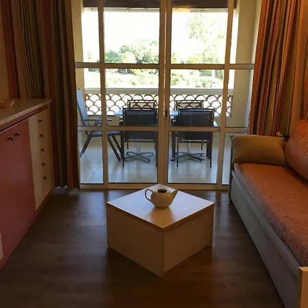 Joli Meuble T2 Au Cap Esterel Vue Esterel Et Apartamento *
