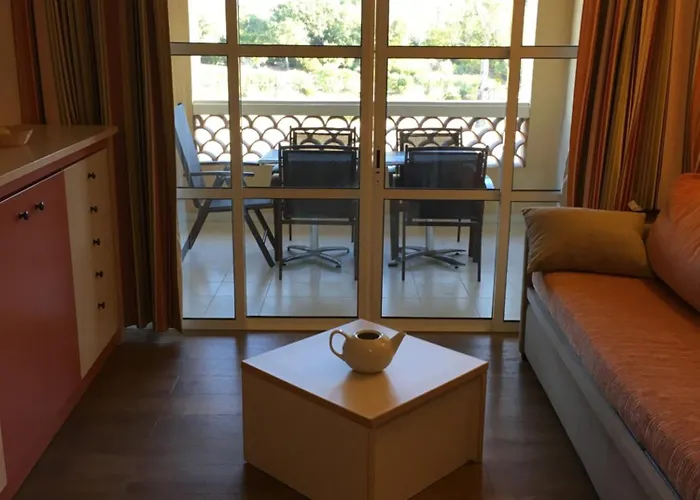 Joli Meuble T2 Au Cap Esterel Vue Esterel Et Apartamento *