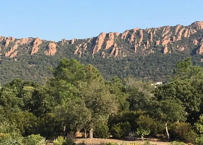 Joli Meuble T2 Au Cap Esterel Vue Esterel Et *